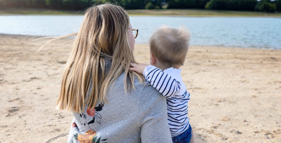 séance photo plage maman et bébé